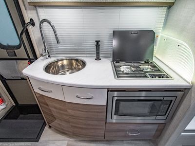 2026 Thor Motor Coach Delano Sprinter - Photo 15