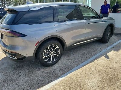 2024 Lincoln Nautilus — detail view