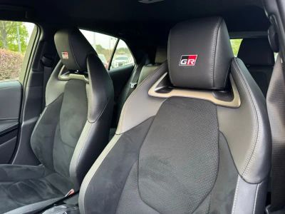 2025 Toyota GR Corolla - Photo 22