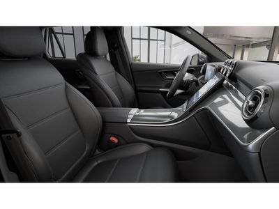 2026 Mercedes-Benz GLC — photo 46 view