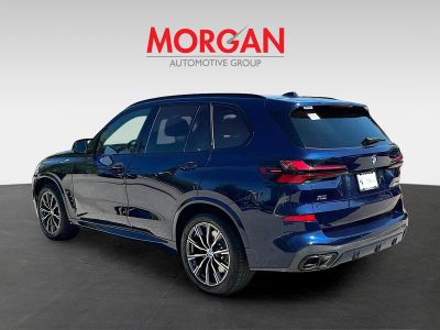 2024 BMW X5 — detail view