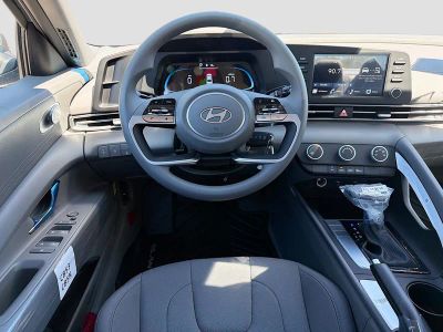 2026 Hyundai ELANTRA — photo 16 view