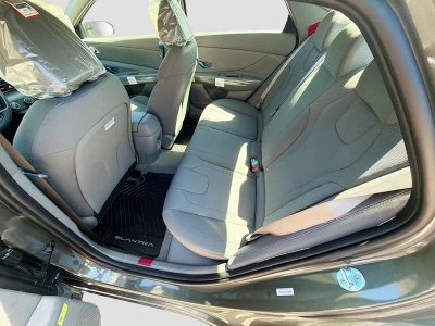 2026 Hyundai ELANTRA — photo 19 view