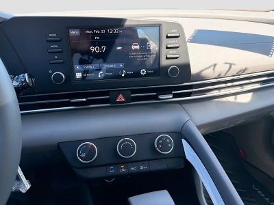 2026 Hyundai ELANTRA — photo 23 view