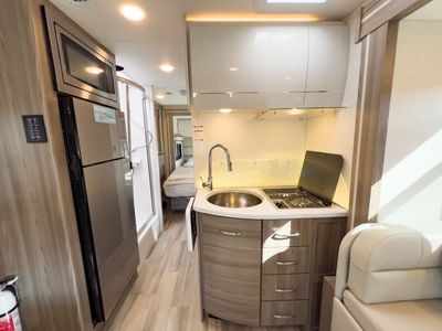 2026 Thor Motor Coach DELANO - Photo 8