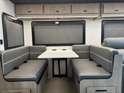 2026 Grand Lineage Series F - Photo 15