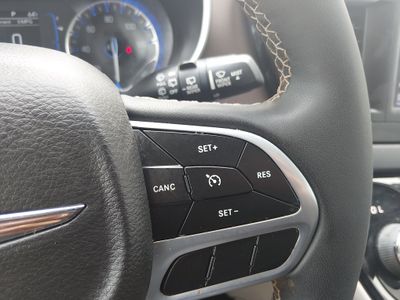 2022 Chrysler Voyager - Photo 12