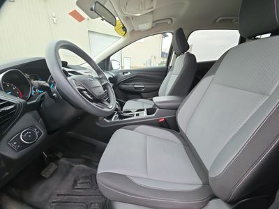 2018 Ford Escape — photo 9 view