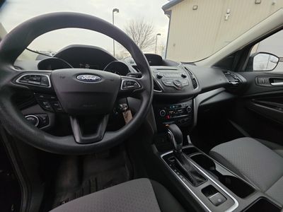 2018 Ford Escape — photo 12 view