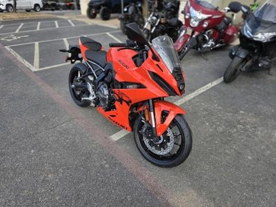 2026 Suzuki GSX-8R - Photo 1