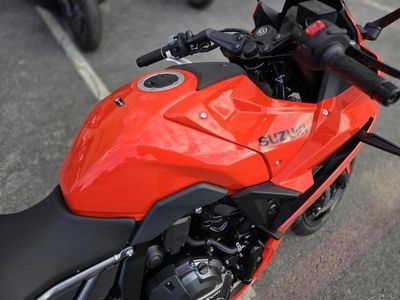 2026 Suzuki GSX-8R - Photo 14