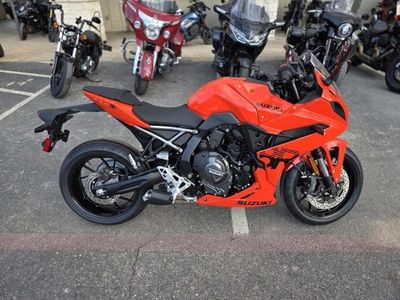 2026 Suzuki GSX-8R - Photo 8