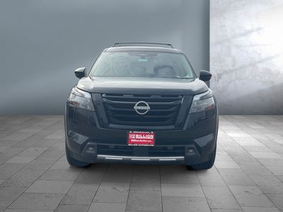 2025 Nissan Pathfinder - Photo 2