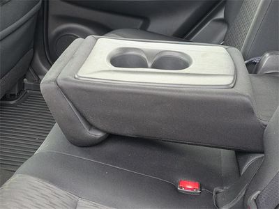 2017 Nissan Rogue - Photo 10