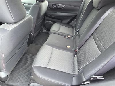 2017 Nissan Rogue - Photo 9