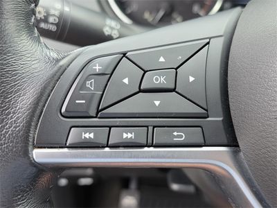 2017 Nissan Rogue - Photo 21