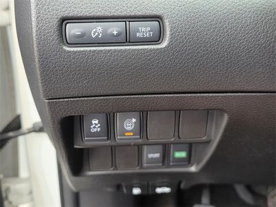 2017 Nissan Rogue - Photo 20