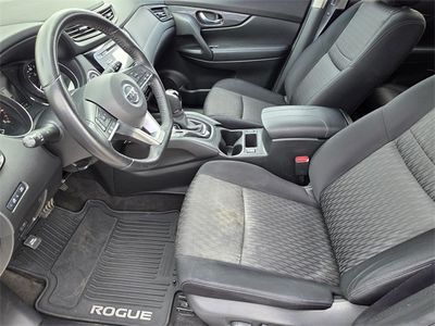 2017 Nissan Rogue - Photo 6