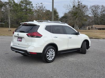2017 Nissan Rogue - Photo 5