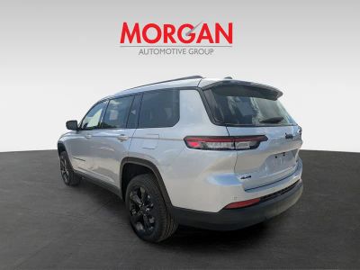 2025 Jeep Grand Cherokee L — detail view