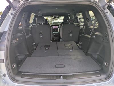 2025 Jeep Grand Cherokee L — photo 11 view