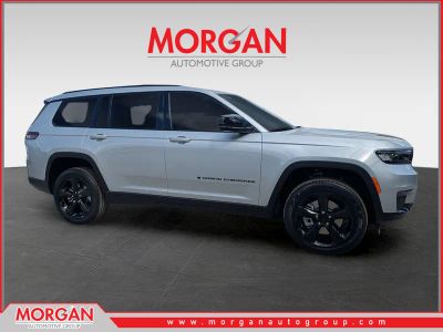 2025 Jeep Grand Cherokee L Limited in Silver — front three-quarter view