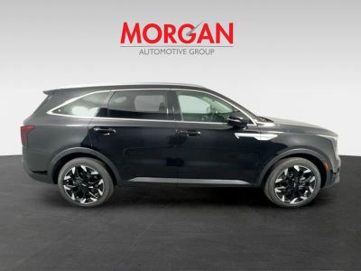2026 Kia Sorento — side profile view