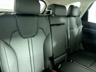 2026 Kia Sorento — photo 33 view
