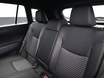 2026 2024 Toyota Corolla Cross Hybrid XSE SUV — photo 17 view