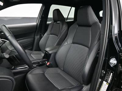 2026 2024 Toyota Corolla Cross Hybrid XSE SUV — photo 16 view