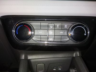 2025 Chevrolet Trailblazer - Photo 18
