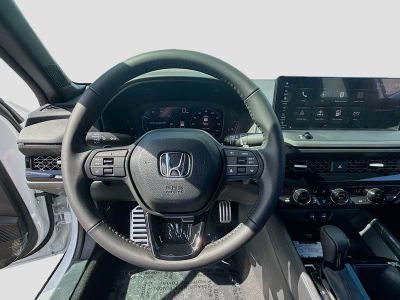 2026 Honda Accord Hybrid — photo 10 view