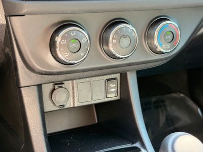 2016 Toyota Corolla L - Photo 30