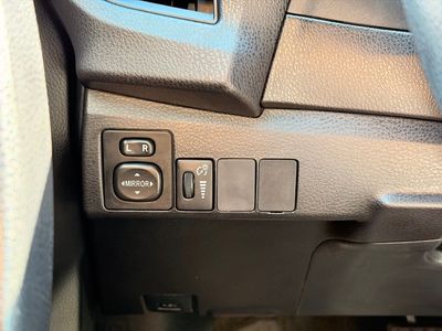 2016 Toyota Corolla L - Photo 24