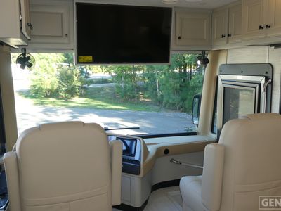 2026 Tiffin Phaeton - Photo 12