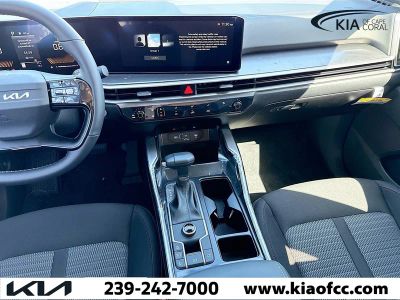 2026 Kia Sorento — photo 17 view