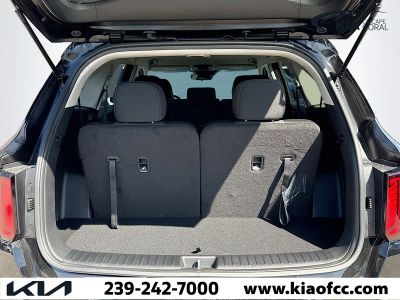 2026 Kia Sorento — photo 11 view