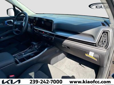 2026 Kia Sorento — photo 12 view