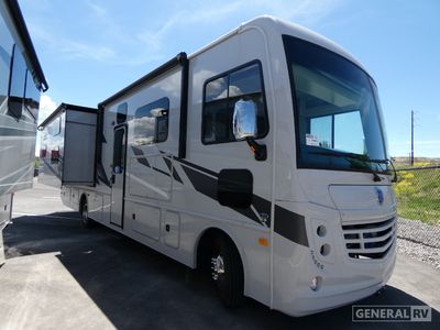 2025 Holiday Rambler Admiral - Photo 1