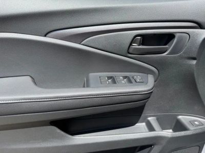 2026 Honda Ridgeline — photo 12 view
