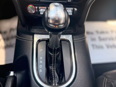 2021 Ford Mustang - Photo 18