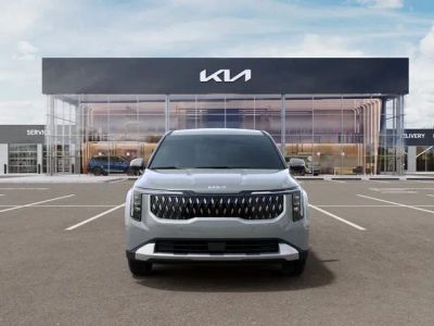2026 Kia Carnival — side profile view