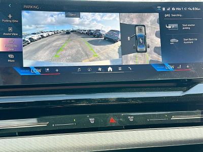 2026 BMW 5 Series — photo 11 view