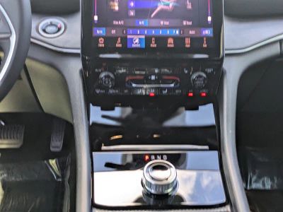 2025 Jeep Grand Cherokee L — photo 15 view