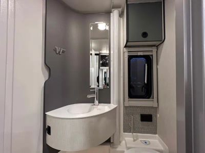 2027 Winnebago EKKO — photo 19 view