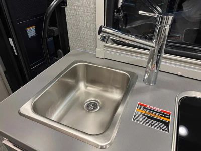2027 Winnebago EKKO — photo 11 view