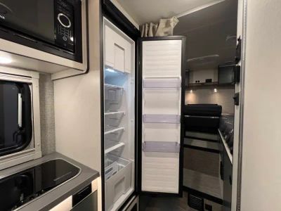 2027 Winnebago EKKO — photo 13 view