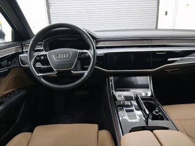 2021 Audi A8 Sedan - Photo 4