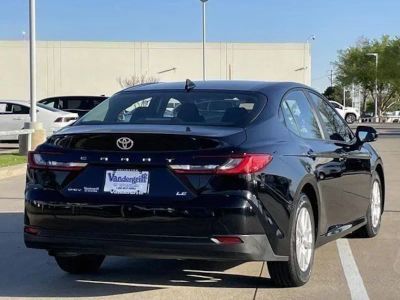 2025 Toyota Camry - Photo 4