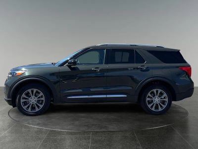 2022 Ford Explorer — detail view